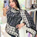 شال نخی بهاره طرح گلیمی مادام بلا