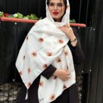 شال نخی شقایق شال و روسری مادام بلا