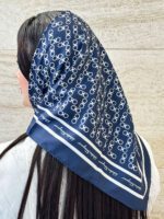 مینی اسکارف نخی سرمه ای مادام بلا