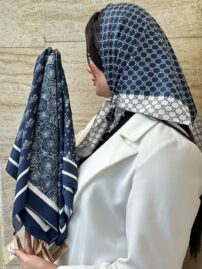 مینی اسکارف نخی سرمه ای مادام بلا