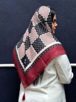 روسری نخی رنگی