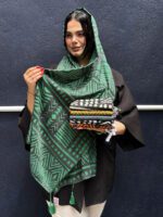 شال نخی رنگی طرح اشکال مادام بلا رشت
