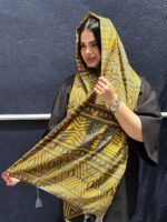 شال نخی رنگی طرح اشکال مادام بلا رشت
