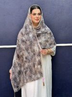 شال نخی طرحدار خنک برشکا