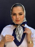 مینی اسکارف نخی کجراه