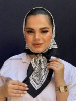 مینی اسکارف نخی کجراه