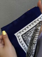 مینی اسکارف نخی کجراه