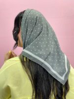 مینی اسکارف نخی توپی مادام بلا