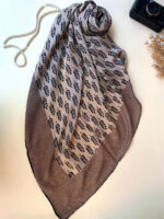 روسری نخی زنانه طرح خوشه مادام بلا