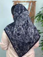 روسری نخی طرحدار سنتی مادام بلا