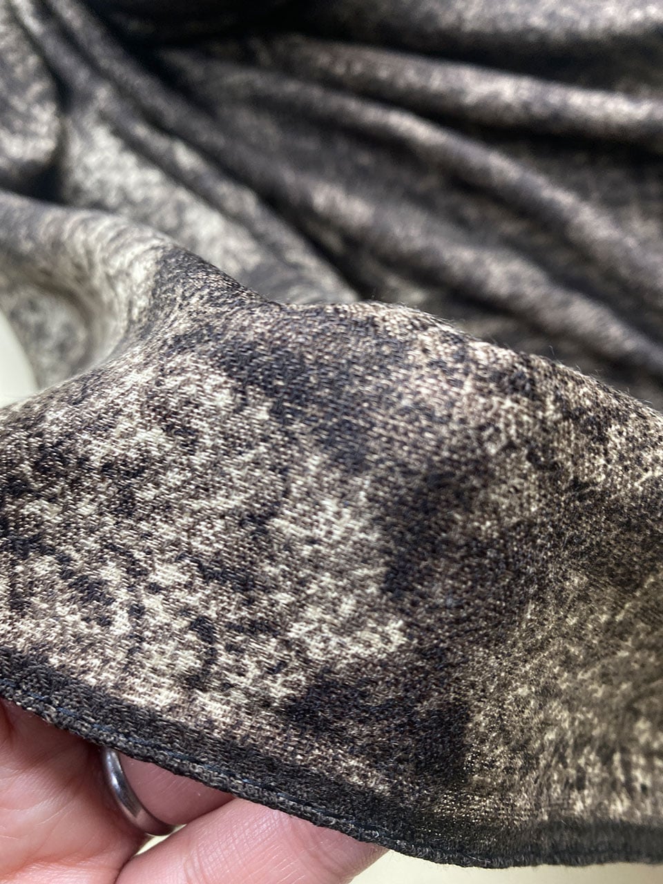 روسری نخی زنانه ثریا مادام بلا