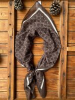 مینی اسکارف نخی قهوه ای