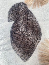 روسری طرح پلنگی نخی