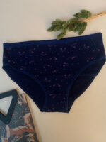 شورت سرمه ای نخی مادام بلا