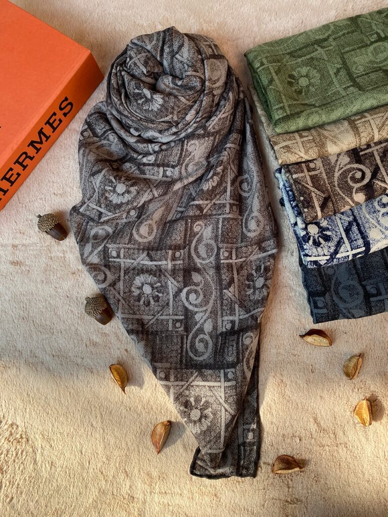 روسری لبه دست دوزی دخترانه