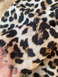 شال دورریش چاپی طرحدار مادام بلا