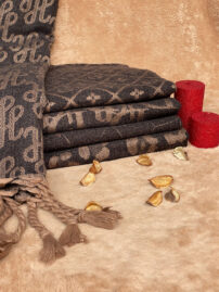 بیگ اسکارف طرحدار ضخیم فروشگاه مادام بلا