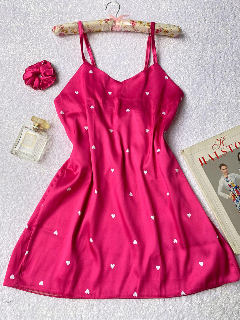 پیراهن ساتن طرحدار دخترونه مادام بلا