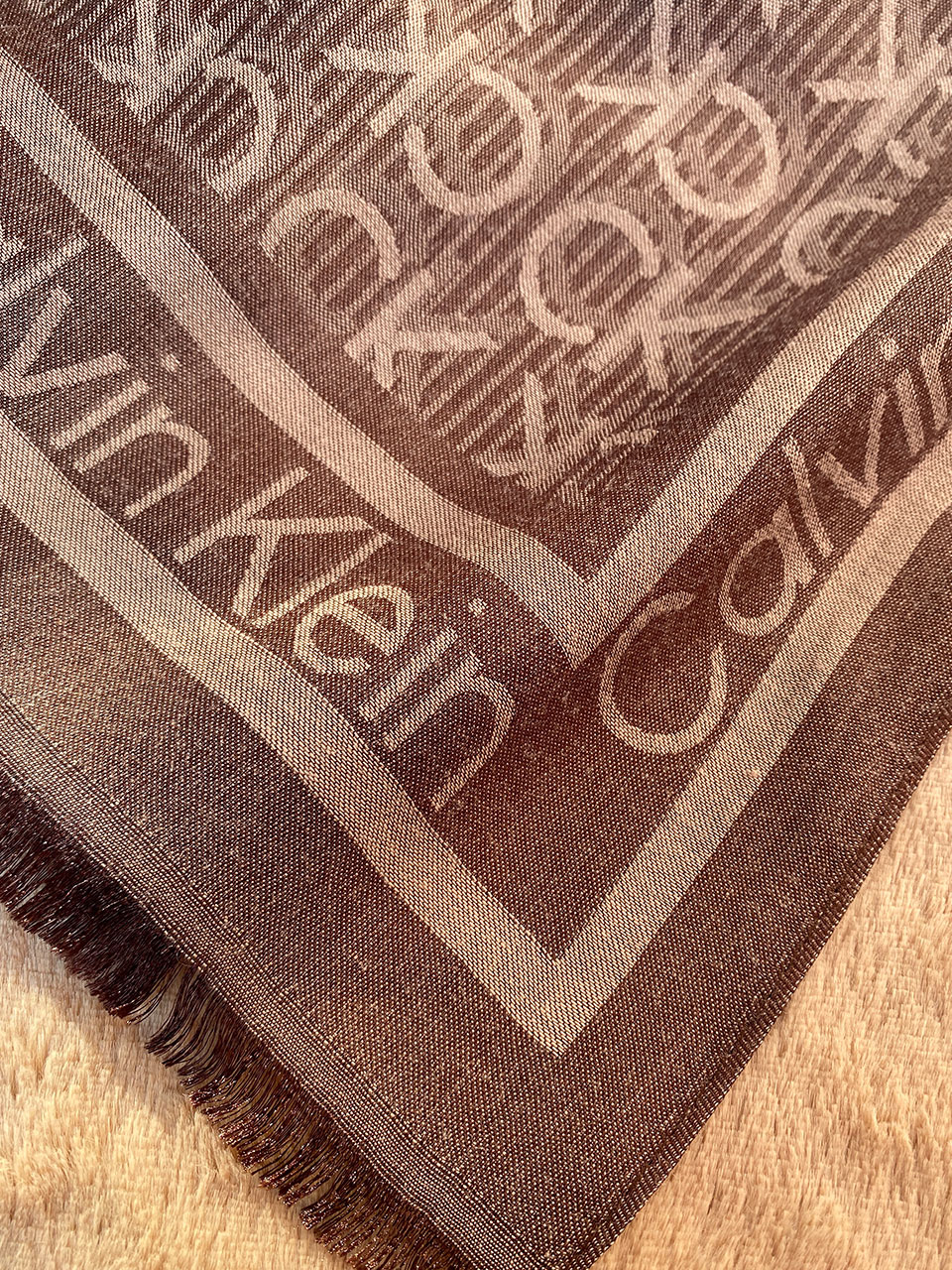 شال ژاکارد مارک طرحدار