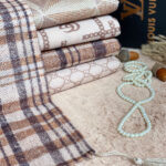 شال موهر مخمل