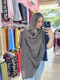 شال ژاکارد قهوه ای 6659