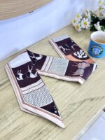 تویلی اسکارف قهوه ای - Image 9