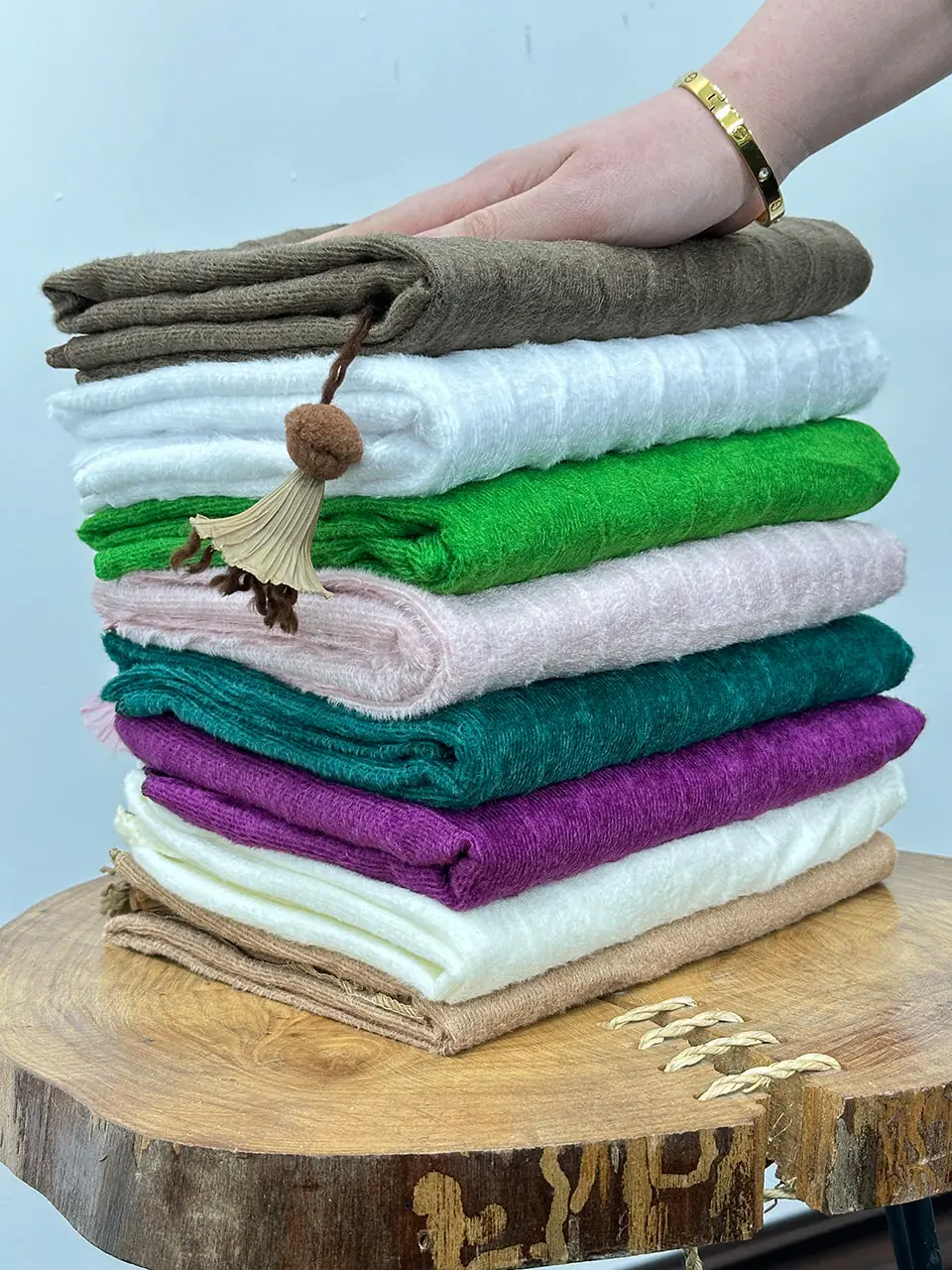 شال موهر تک رنگ مادام بلا رشت