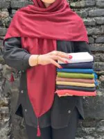 روسری تک رنگ نخی فروشگاه مادام بلا
