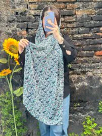 شال گلبرگ نخی مادام بلا رشت