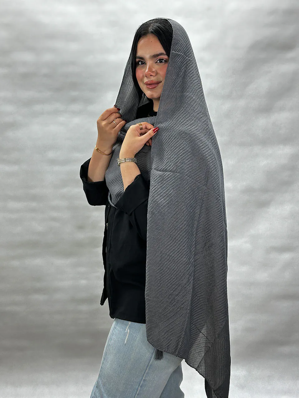 شال پلیسه نخی شال و روسری مادام بلا