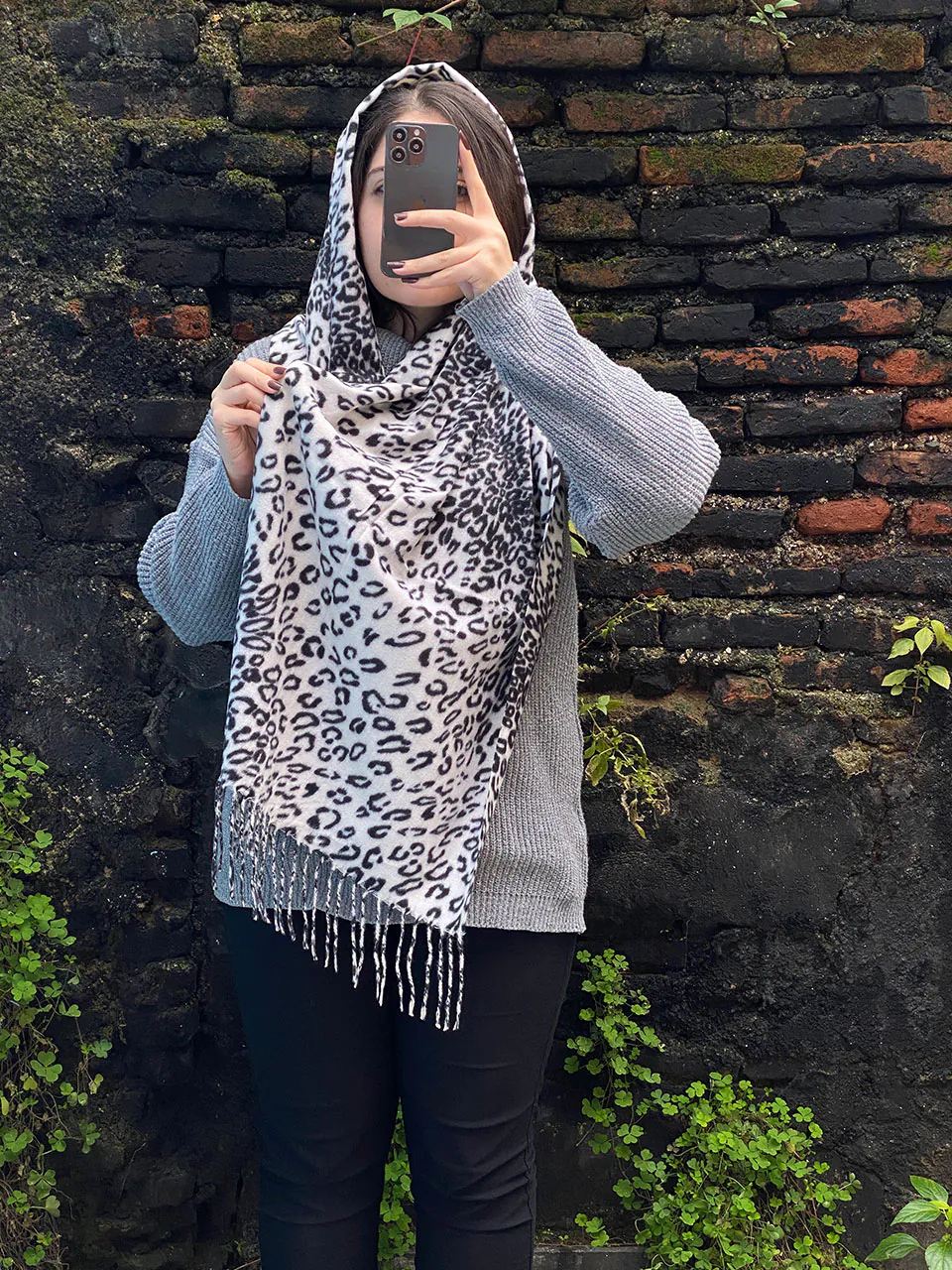 شال موهر پاییزه طرح پلنگی مادام بلا