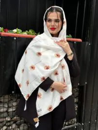 شال نخی شقایق شال و روسری مادام بلا
