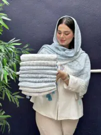 شال میکس نخی مادام بلا