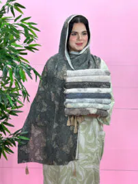 شال نخی طرح پروانه برشکا