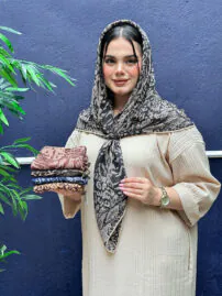 روسری نخی لبه دست دوز زنانه