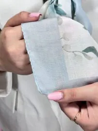 روسری نخی گل گلی مادام بلا