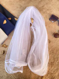 شال شیشه ای دور نوار توری مادام بلا