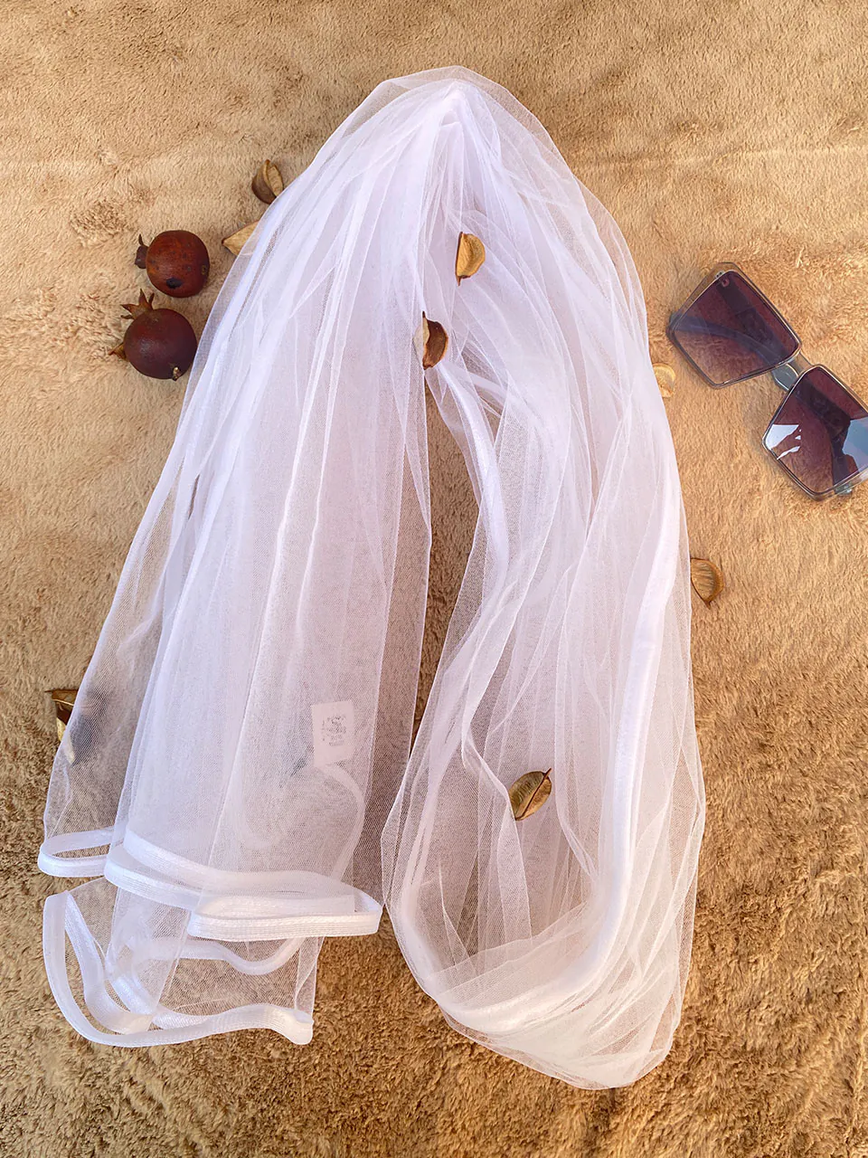 شال شیشه ای دور نوار توری مادام بلا