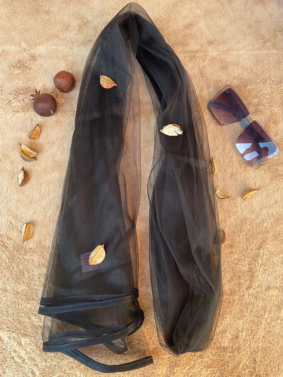 شال شیشه ای دور نوار توری مادام بلا