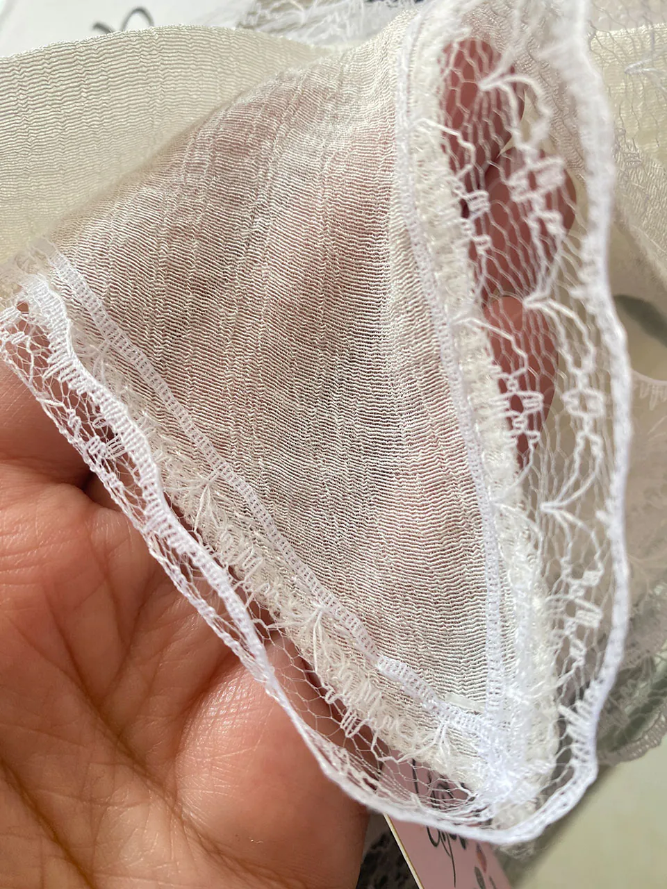 روسری سه گوش حریر