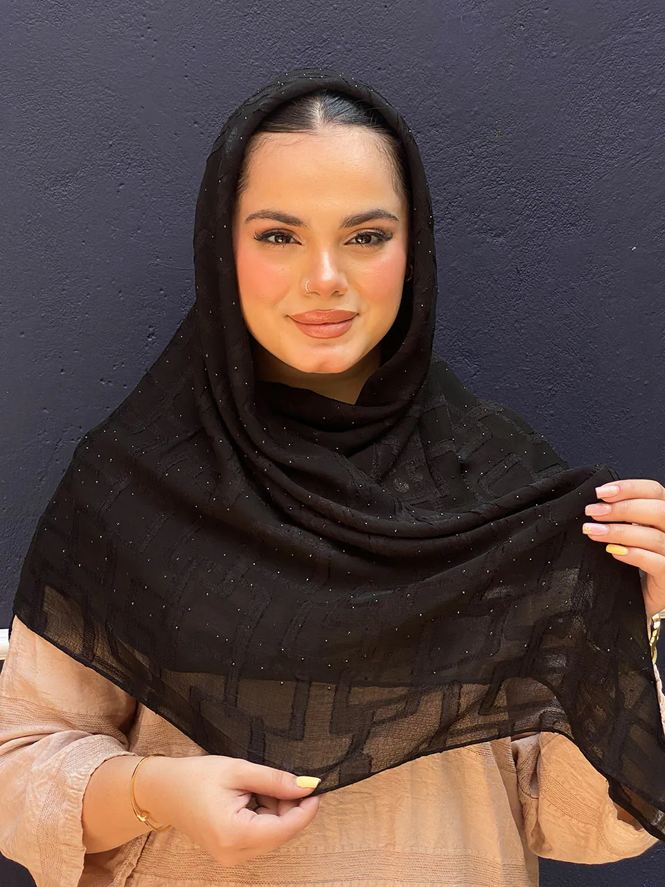 روسری مشکی طرحدار یاخما