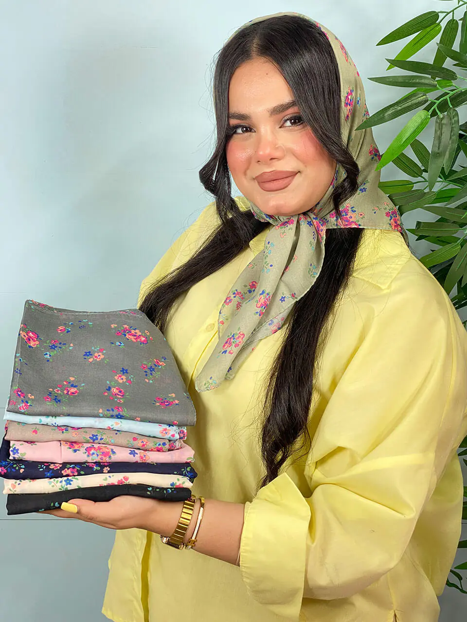 مینی اسکارف نخی گلدار مادام بلا