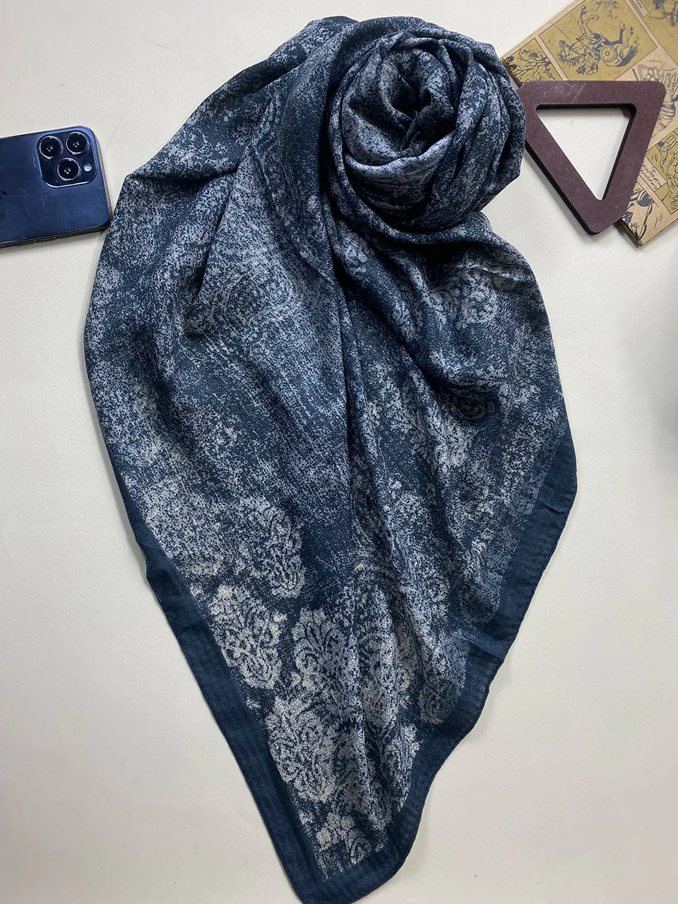 روسری نخی زنانه ثریا مادام بلا