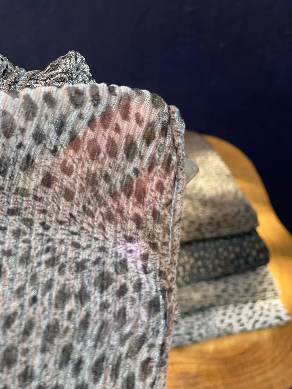 شال مجلسی لمه طرح پلنگی مادام بلا رشت