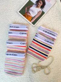 شورت کبریتی راه راه