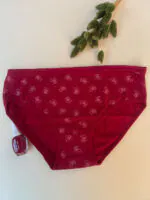 شورت زرشکی نخی مادام بلا