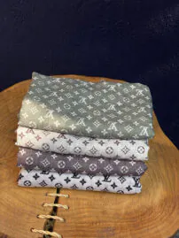 شال نخی لویی ویتون مادام بلا