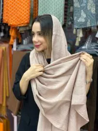 شال منگوله دار لاریس