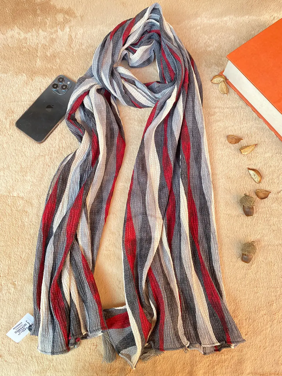 شال برشکا طرح لوزی دخترانه