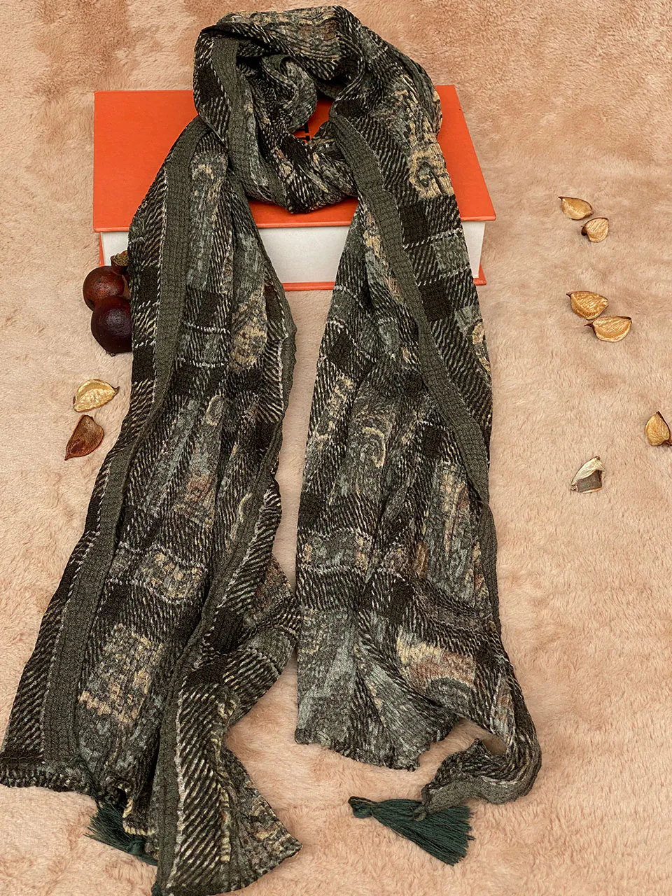 شال پاییزه طرحدار برشکا